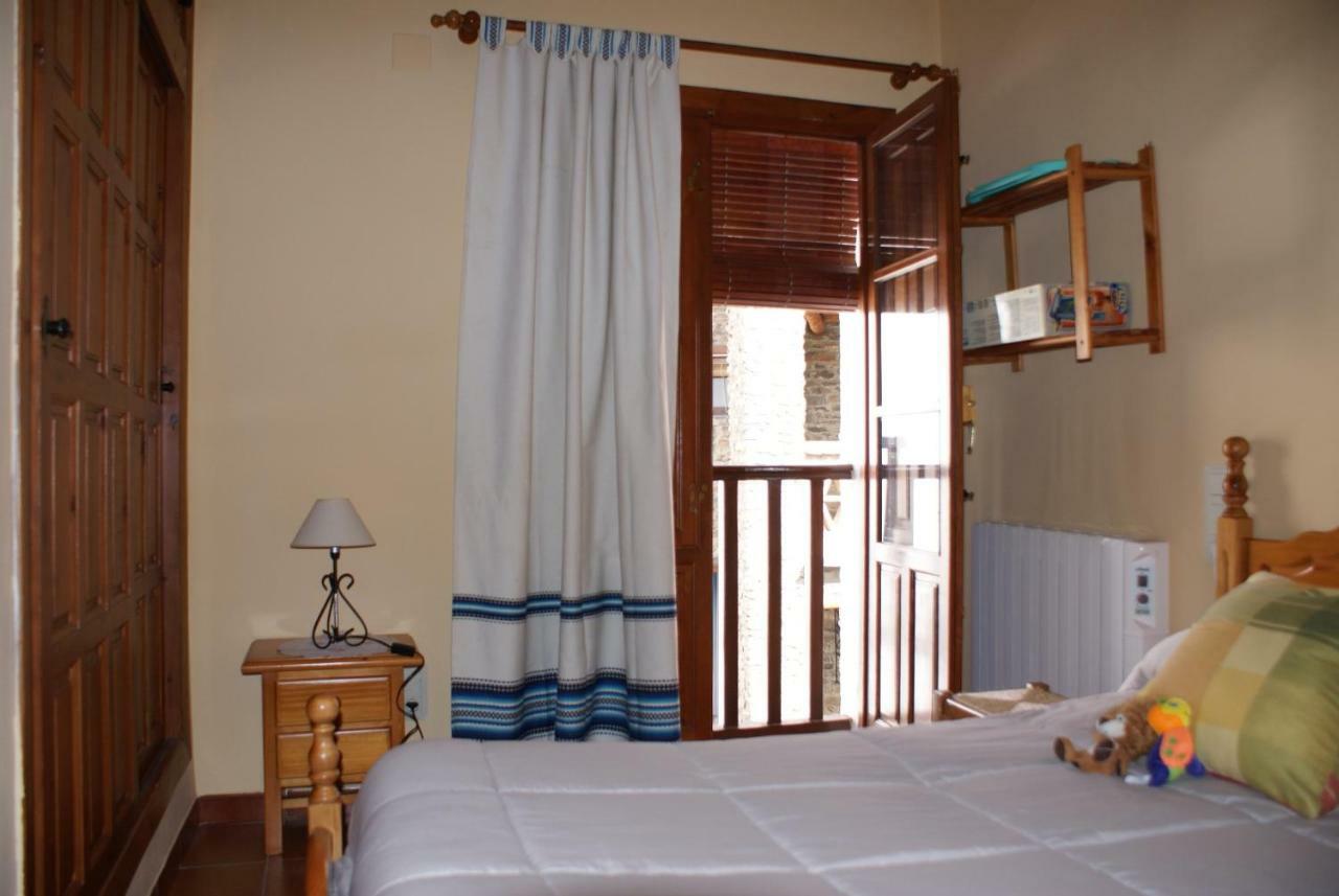 Hostal Casa De La Ermita Bubión Exterior foto